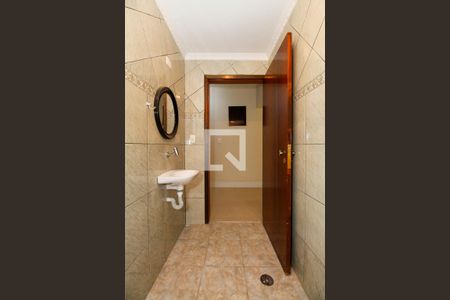 Lavabo de casa para alugar com 4 quartos, 280m² em Alto de Pinheiros, São Paulo