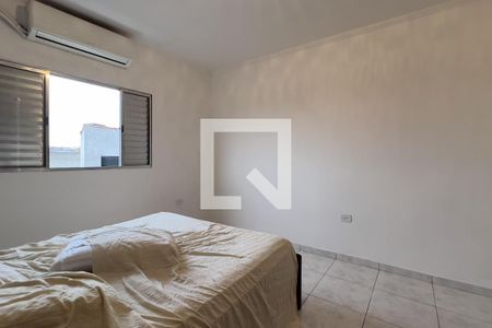 Suíte de casa para alugar com 3 quartos, 215m² em Jardim Santa Maria, Guarulhos