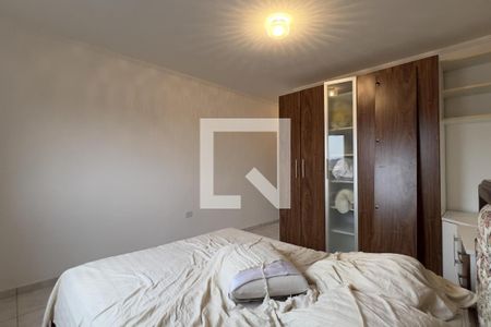 Suíte de casa para alugar com 3 quartos, 215m² em Jardim Santa Maria, Guarulhos