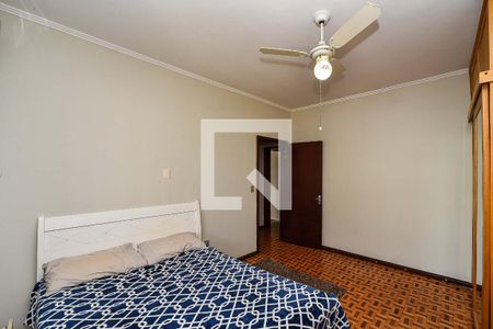 Suíte 1 de casa à venda com 3 quartos, 300m² em Três Figueiras, Porto Alegre