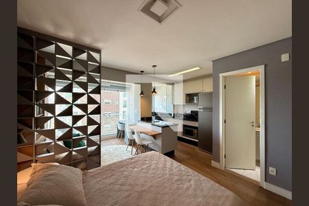 Quarto  de kitnet/studio à venda com 0 quarto, 34m² em Itaim Bibi, São Paulo