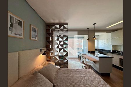 Quarto  de kitnet/studio à venda com 0 quarto, 34m² em Itaim Bibi, São Paulo