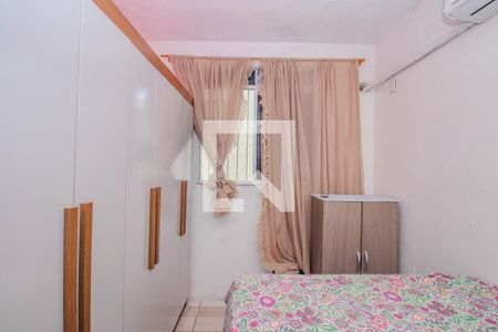 Quarto 1 de apartamento para alugar com 2 quartos, 40m² em Jardim Dona Leopoldina, Porto Alegre