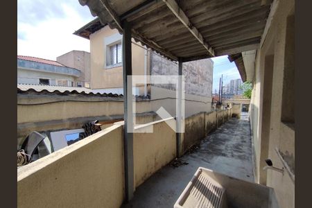 Quintal  de casa à venda com 4 quartos, 300m² em Vila Moinho Velho, São Paulo