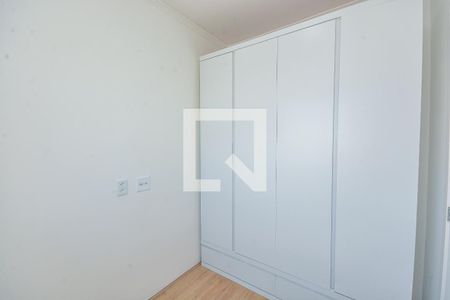 Quarto 2 de apartamento para alugar com 2 quartos, 40m² em Vila Isa, São Paulo