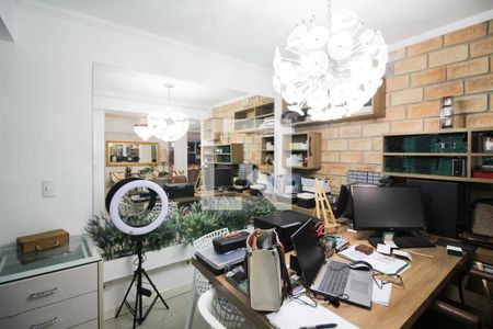 Sala de Jantar/ Escritório  de casa para alugar com 3 quartos, 190m² em Vila Olímpia, São Paulo