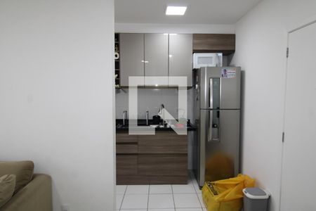 Sala / Cozinha / Área de Serviço de apartamento para alugar com 2 quartos, 42m² em Vila Nova Cachoeirinha, São Paulo