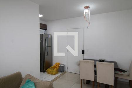 Sala / Cozinha / Área de Serviço de apartamento para alugar com 2 quartos, 42m² em Vila Nova Cachoeirinha, São Paulo