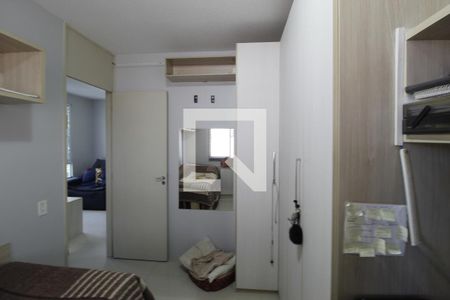 Quarto 1 de apartamento à venda com 3 quartos, 51m² em Mário Quintana, Porto Alegre