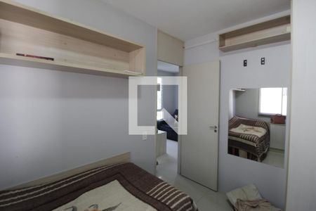 Quarto 1 de apartamento à venda com 3 quartos, 51m² em Mário Quintana, Porto Alegre
