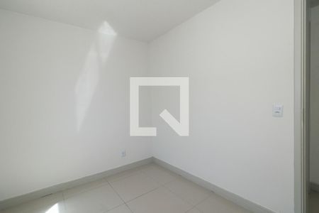 Quarto 2 de apartamento para alugar com 2 quartos, 50m² em Jardim Dona Leopoldina, Porto Alegre