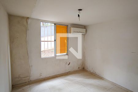 quarto 2 de apartamento para alugar com 2 quartos, 52m² em Taquara, Rio de Janeiro