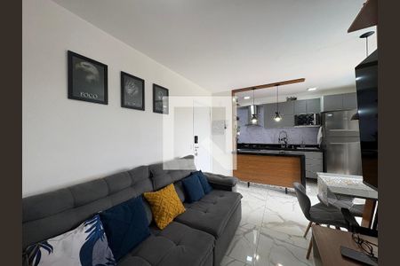 Sala de apartamento para alugar com 2 quartos, 45m² em Parque Oratório, Santo André