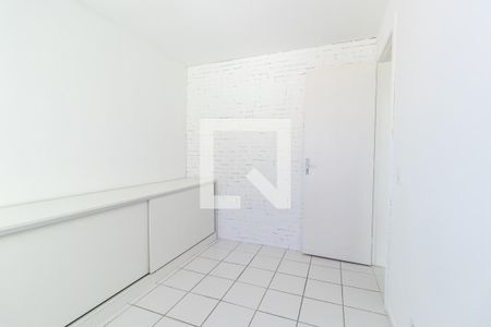 Quarto 1 de apartamento para alugar com 2 quartos, 50m² em Sítio Cercado, Curitiba