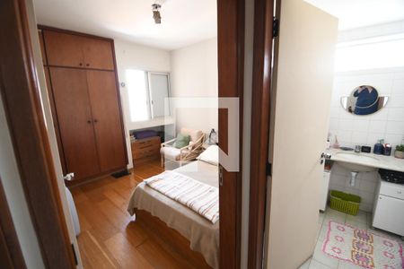 Quarto de apartamento para alugar com 1 quarto, 61m² em Cambuí, Campinas