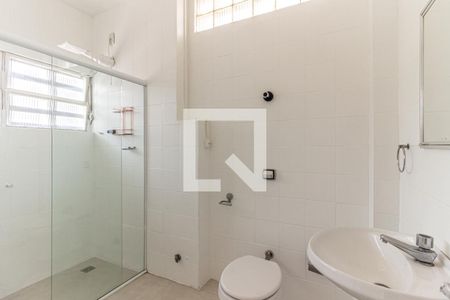 Banheiro de apartamento para alugar com 1 quarto, 50m² em Consolação, São Paulo
