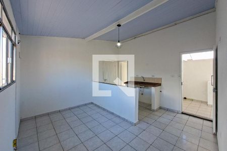 Sala de casa para alugar com 1 quarto, 80m² em Vilamar, Praia Grande