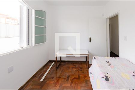 Quarto 1 de casa para alugar com 3 quartos, 120m² em Caiçaras, Belo Horizonte