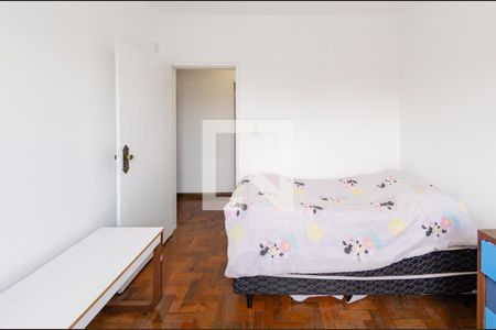 Quarto 1 de casa para alugar com 3 quartos, 120m² em Caiçaras, Belo Horizonte