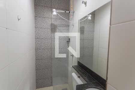 Banheiro Social de kitnet/studio para alugar com 1 quarto, 20m² em Santo Andre, Belo Horizonte