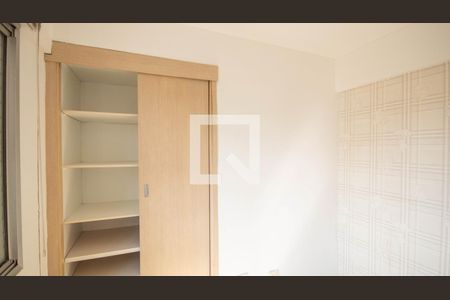 Quarto 1 de apartamento à venda com 2 quartos, 52m² em Vila Mazzei, São Paulo