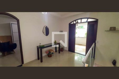 Casa à venda com 5 quartos, 280m² em I.a.p.i., Osasco