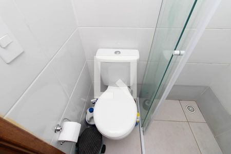 Banheiro de apartamento para alugar com 1 quarto, 35m² em Vila Constança, São Paulo