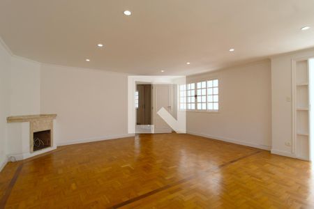 Sala de casa à venda com 3 quartos, 227m² em Indianópolis, São Paulo
