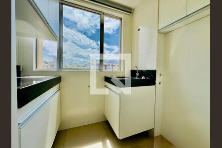Cozinha de apartamento para alugar com 2 quartos, 58m² em Paquetá, Belo Horizonte
