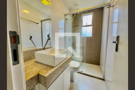 Banheiro de apartamento para alugar com 2 quartos, 58m² em Paquetá, Belo Horizonte