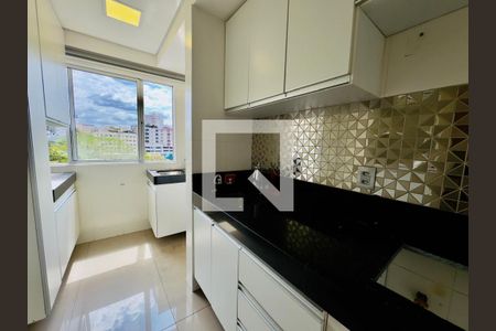 Cozinha de apartamento para alugar com 2 quartos, 58m² em Paquetá, Belo Horizonte