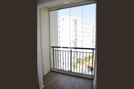 Detalhe - Varanda da Sala e Sala de Jantar de apartamento para alugar com 2 quartos, 60m² em Vila Cruz das Almas, São Paulo