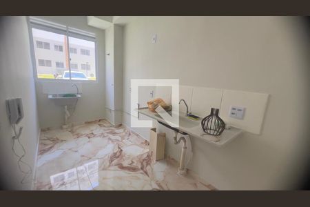 Cozinha e Área de Serviço de apartamento para alugar com 2 quartos, 45m² em Jardim das Margaridas, Salvador
