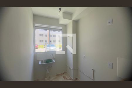 Cozinha e Área de Serviço de apartamento para alugar com 2 quartos, 45m² em Jardim das Margaridas, Salvador