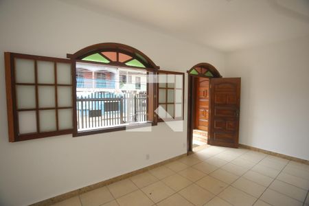 Sala de casa para alugar com 3 quartos, 200m² em Caiçara-adelaide, Belo Horizonte