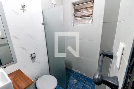 Banheiro de casa para alugar com 2 quartos, 120m² em Parque Santos Dumont, Taboão da Serra