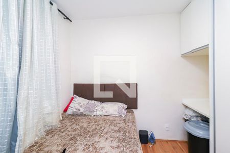 Quarto 1 de apartamento para alugar com 2 quartos, 32m² em Itaquera, São Paulo