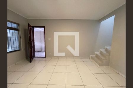 Sala de casa para alugar com 5 quartos, 181m² em Jardim Pinheiros, São Paulo