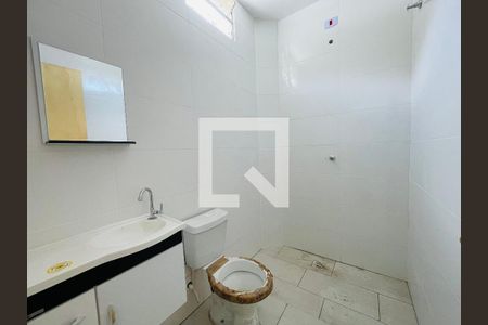 Banheiro de kitnet/studio para alugar com 1 quarto, 50m² em Vila Sao Rafael, Guarulhos