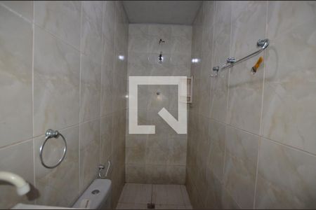 Banheiro e Área de Serviço de casa para alugar com 1 quarto, 60m² em Madureira, Rio de Janeiro