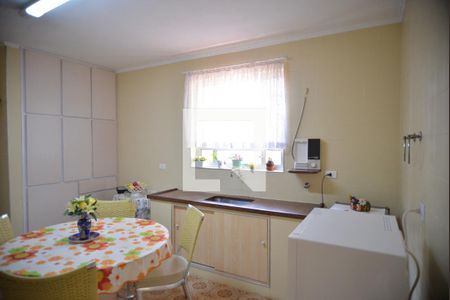 Casa à venda com 2 quartos, 135m² em Campestre, Santo André