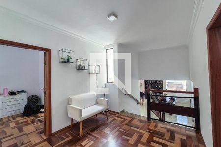 Corredor de casa à venda com 3 quartos, 313m² em Jardim Via Anchieta, São Bernardo do Campo