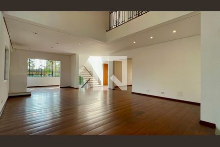 Sala de casa à venda com 4 quartos, 400m² em Vila Madalena, São Paulo