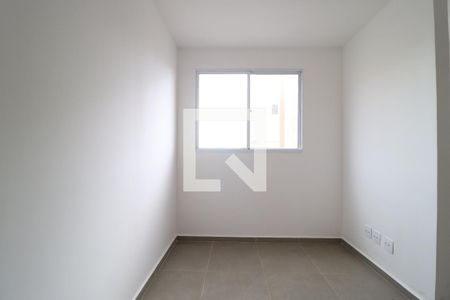 Sala de apartamento para alugar com 2 quartos, 40m² em Morada da Colina, Uberlândia