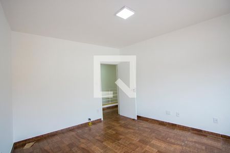 Quarto 2 de casa à venda com 3 quartos, 144m² em Vila Assunção, Santo André