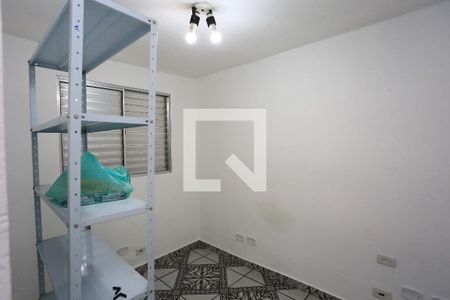 Quarto 2 de casa para alugar com 2 quartos, 70m² em Jardim Maria Duarte, São Paulo