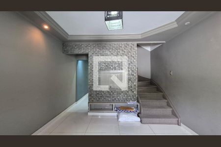 Sala de casa para alugar com 2 quartos, 110m² em Vila Assunção, Santo André