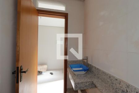 Banheiro de apartamento para alugar com 1 quarto, 25m² em Parque Jaçatuba, Santo André