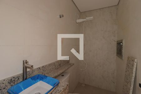 Banheiro de apartamento para alugar com 1 quarto, 25m² em Parque Jaçatuba, Santo André