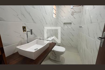 Banheiro  de casa para alugar com 1 quarto, 40m² em Chácara Santa Margarida, Campinas